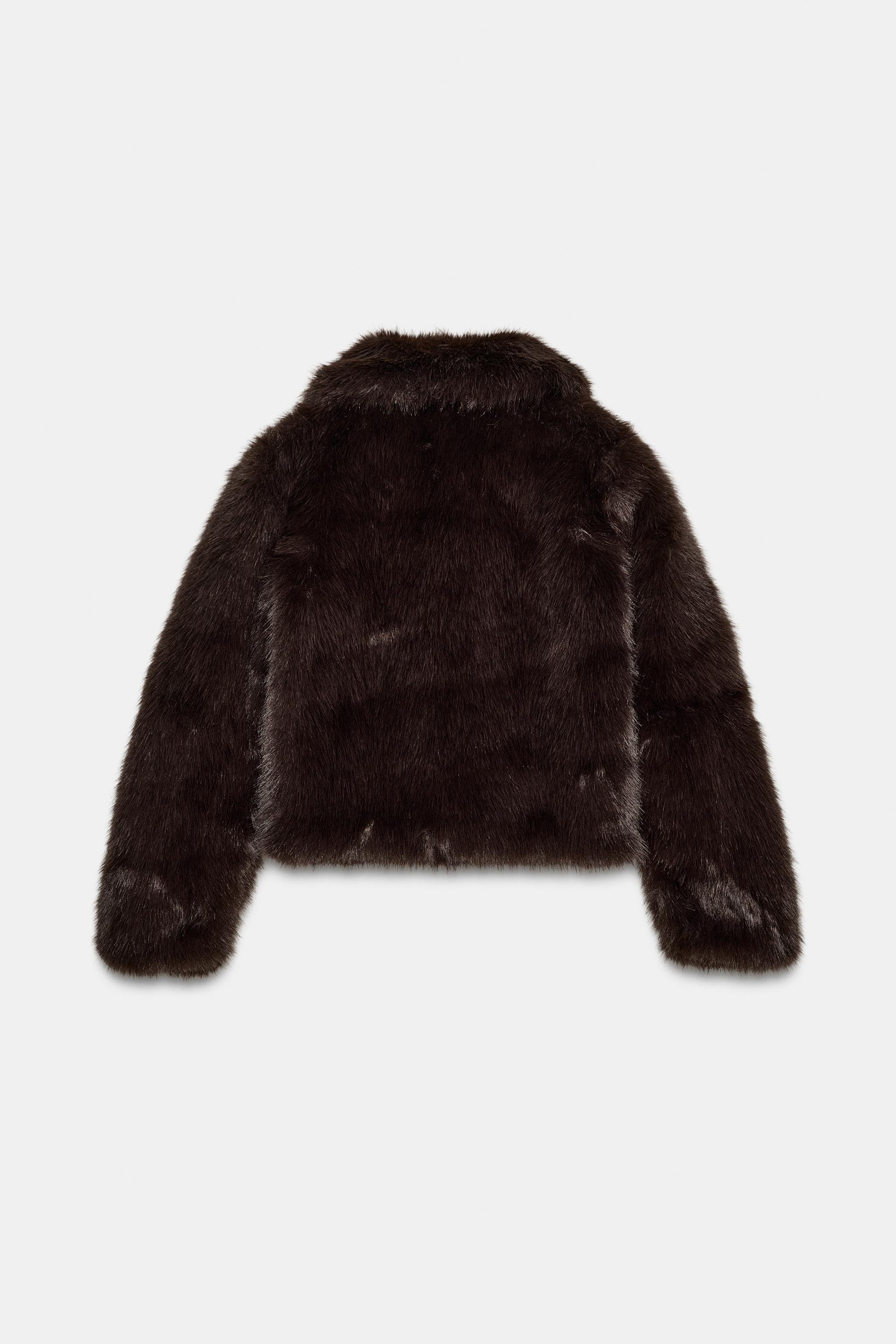 SHORT FAUX FUR COAT